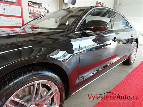 Audi A8 L - Vícekrokové leštění a keramická ochrana laku