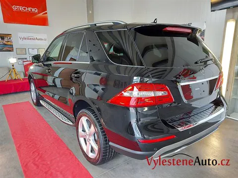 Mercedes ML 320 - Vícekrokové leštění a ochrana laku