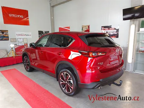 Mazda CX-5 - Vícekrokové leštění a keramická ochrana laku