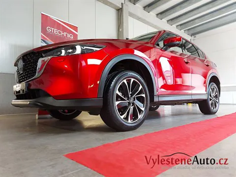Mazda CX-5 - Vícekrokové leštění a keramická ochrana laku