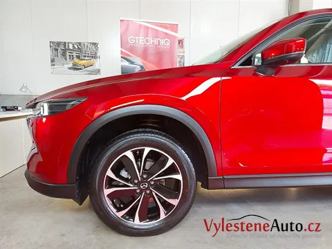 Mazda CX-5 - Vícekrokové leštění a keramická ochrana laku