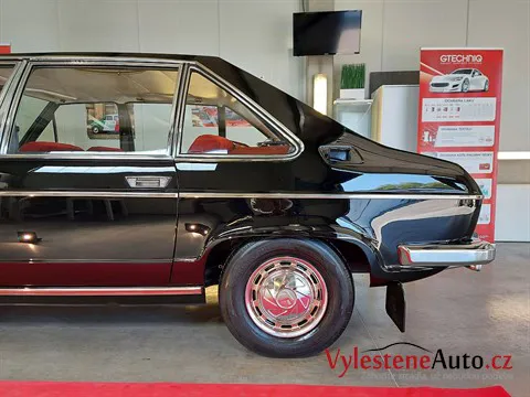 Tatra 613 - Vícekrokové leštění a keramická ochrana laku