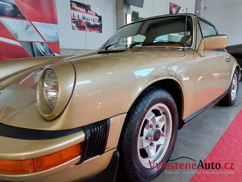 Porsche 911 targa - Vícekrokové leštění a ochrana laku