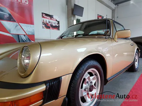 Porsche 911 targa - Vícekrokové leštění a ochrana laku