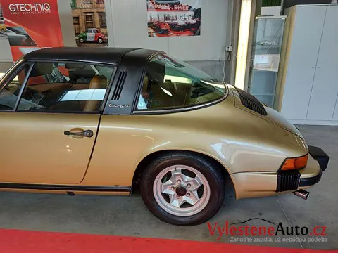 Porsche 911 targa - Vícekrokové leštění a ochrana laku