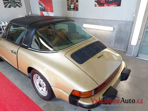 Porsche 911 targa - Vícekrokové leštění a ochrana laku