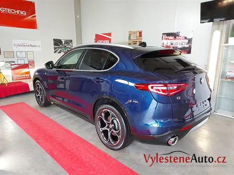 Alfa Romeo Stelvio - Leštění a keramická ochrana laku