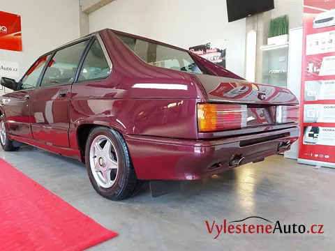 Tatra 613 - Vícekrokové leštění a keramická ochrana laku