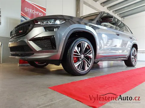 Škoda Kodiaq RS - Vícekrokové leštění a keramická ochrana laku