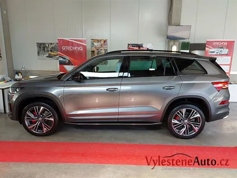 Škoda Kodiaq RS - Vícekrokové leštění a keramická ochrana laku