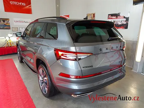 Škoda Kodiaq RS - Vícekrokové leštění a keramická ochrana laku