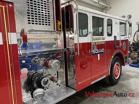 LA Fire Department Truck - Vícekrokové leštění a keramická ochrana laku