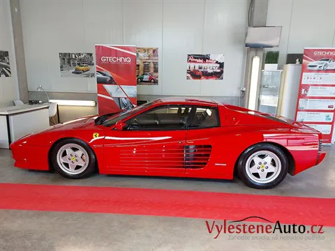 Ferrari Testarossa - Vícekrokové leštění a keramická ochrana laku