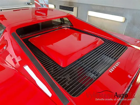 Ferrari Testarossa - Vícekrokové leštění a keramická ochrana laku