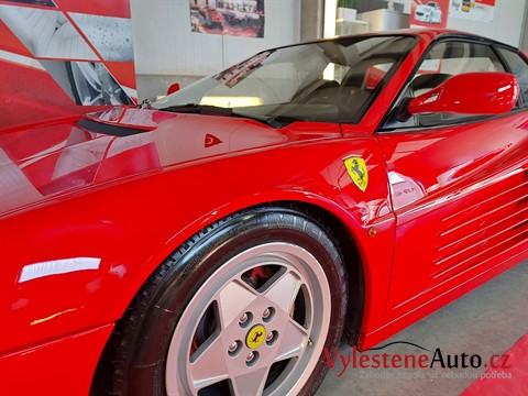 Ferrari Testarossa