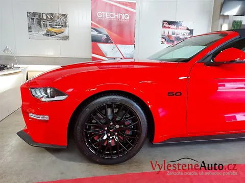 Ford Mustang GT convertible - Vícekrokové leštění a keramická ochrana laku