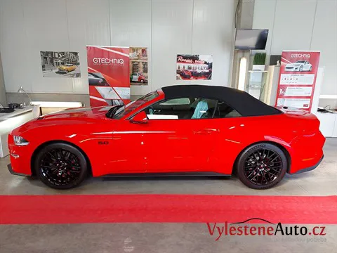 Ford Mustang GT convertible - Vícekrokové leštění a keramická ochrana laku