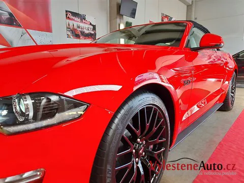 Ford Mustang GT convertible - Vícekrokové leštění a keramická ochrana laku