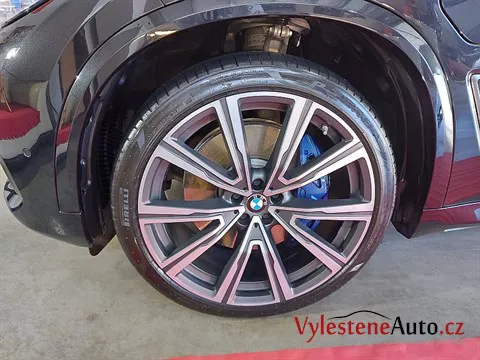 BMW X5 45e - Renovace a keramická ochrana laku