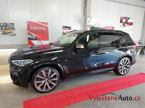 BMW X5 45e - Renovace a keramická ochrana laku