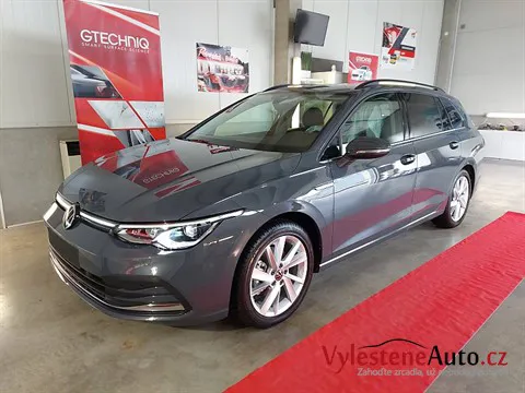 VW Golf kombi - Leštění a keramická ochrana laku