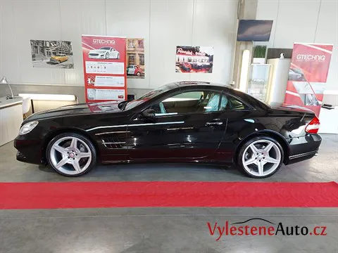 Mercedes SL - Vícekrokové leštění a ochrana laku