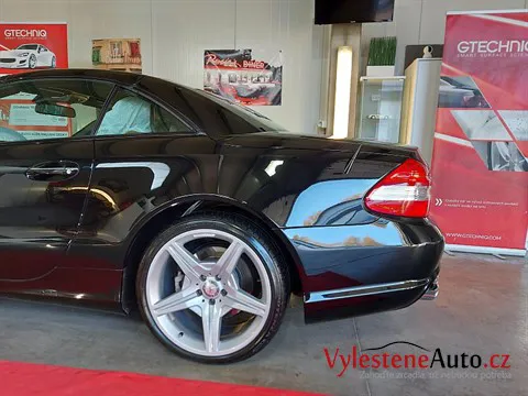 Mercedes SL - Vícekrokové leštění a ochrana laku