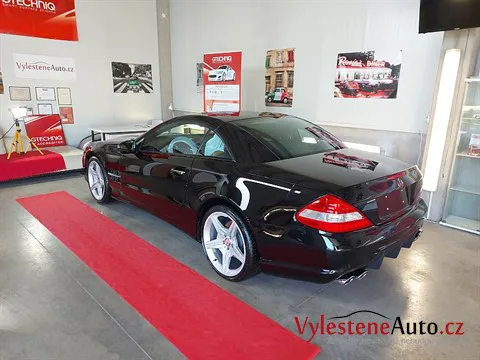 Mercedes SL - Vícekrokové leštění a ochrana laku
