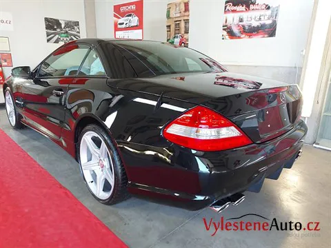 Mercedes SL - Vícekrokové leštění a ochrana laku