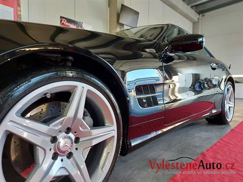 Mercedes SL - Vícekrokové leštění a ochrana laku