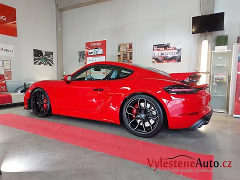 Porsche Cayman GT4 - Renovace a keramická ochrana laku