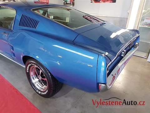 Ford Mustang Fastback - Vícekrokové leštění a ochrana laku