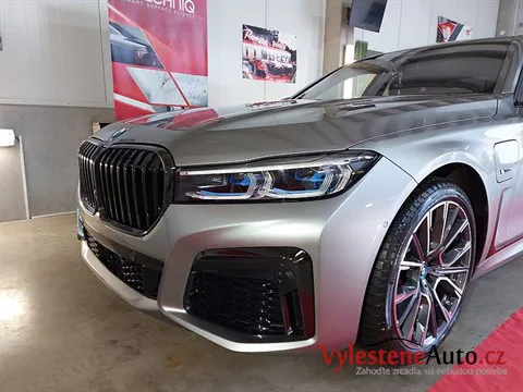 BMW 745e - Leštění a keramická ochrana laku