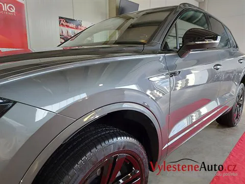 VW Touareg - Leštění a keramická ochrana laku