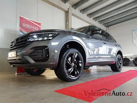 VW Touareg - Leštění a keramická ochrana laku