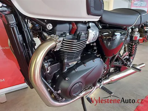 Triumph Bonneville - Leštění a keramická ochrana