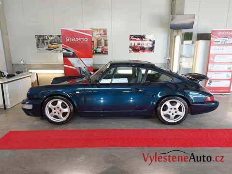 Porsche 911 964 - Vícekrokové leštění a ochrana laku