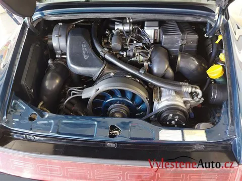 Porsche 911 964 - Vícekrokové leštění a ochrana laku