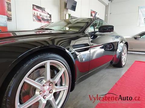 Aston Martin Vantage V8 - Dekontaminace a vyživení keramiky