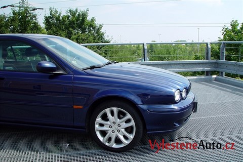 Jaguar X Type V6