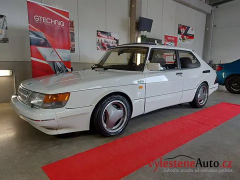 Saab 900 Aero - Vícekroková renovace a keramická ochrana laku