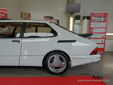 Saab 900 Aero - Vícekroková renovace a keramická ochrana laku