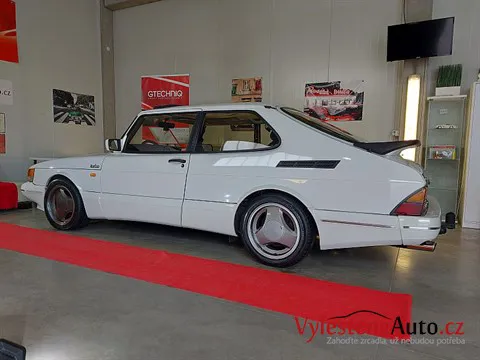Saab 900 Aero - Vícekroková renovace a keramická ochrana laku