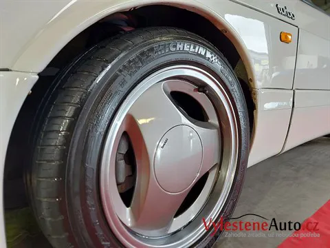 Saab 900 Aero - Vícekroková renovace a keramická ochrana laku