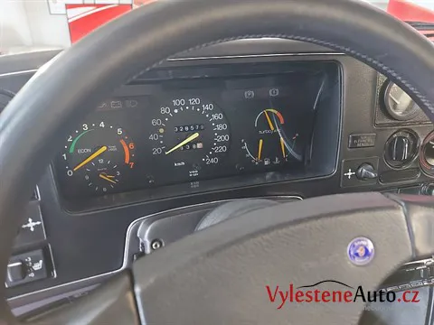 Saab 900 Aero - Vícekroková renovace a keramická ochrana laku