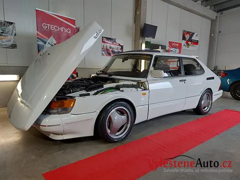 Saab 900 Aero - Vícekroková renovace a keramická ochrana laku