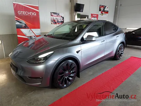 Tesla Y Performance - Vícekrokové leštění a keramická ochrana laku