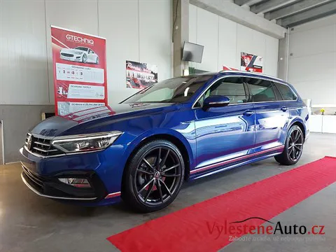 VW Passat kombi - Vícekrokové leštění a keramická ochrana laku