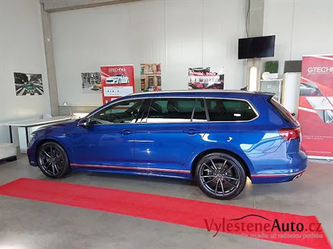 VW Passat kombi - Vícekrokové leštění a keramická ochrana laku