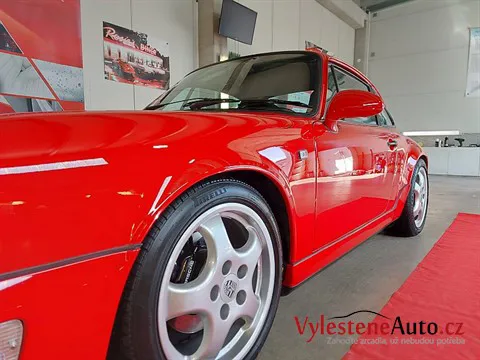 Porsche 911 - Vícekrokové leštění a ochrana laku